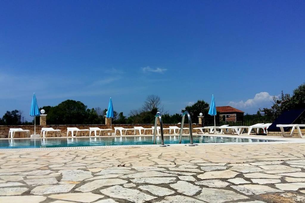 Villa Fondas Roda Exteriör bild