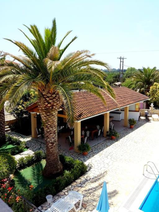 Villa Fondas Roda Exteriör bild